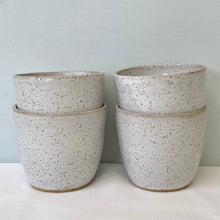 Load image into Gallery viewer, 003.  Tumblers Oatmeal white
