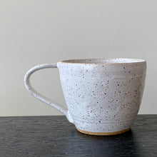 Load image into Gallery viewer, Oatmeal white speckled cups