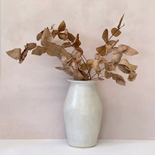 Load image into Gallery viewer, 07. White lip VASE - 22cm tall
