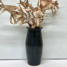Load image into Gallery viewer, 03. Black lip VASE - 23cm tall
